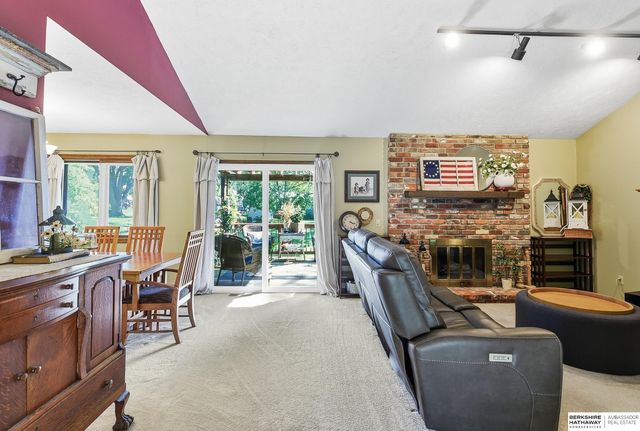 7605 Gertrude Street, La Vista, NE 68128