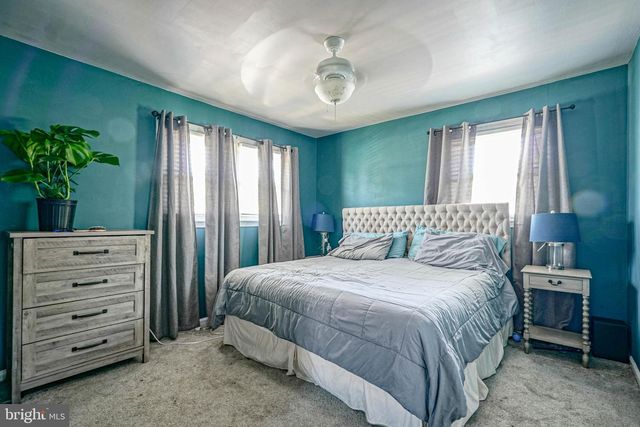 34 ASH AVE, West Deptford, NJ 08096