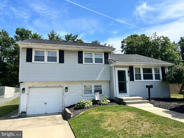 34 ASH AVE, West Deptford, NJ 08096