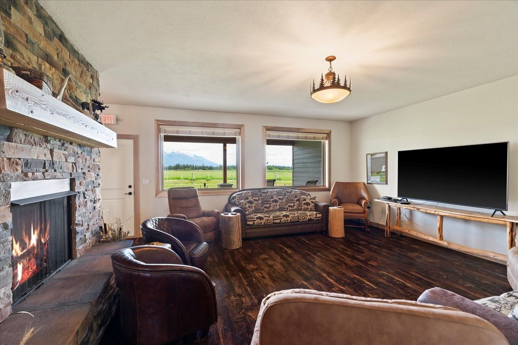 575 Eisenhower Street SE, Ronan, MT 59864 photo 8