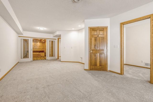 13301 Huntington Circle, Apple Valley, MN 55124