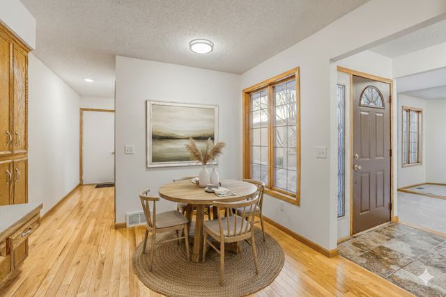 13301 Huntington Circle, Apple Valley, MN 55124