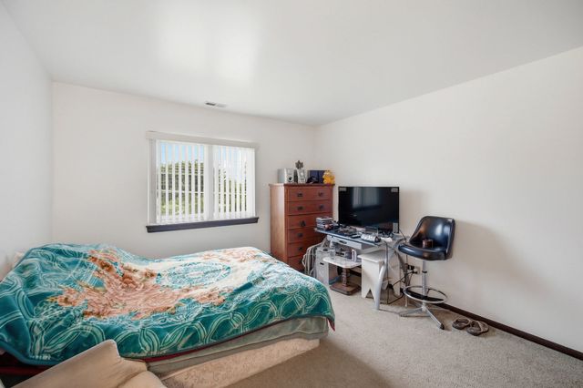 1791 W Algonquin Road 3A, Mount Prospect, IL 60056