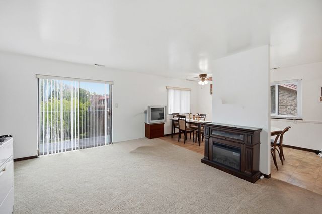 1791 W Algonquin Road 3A, Mount Prospect, IL 60056