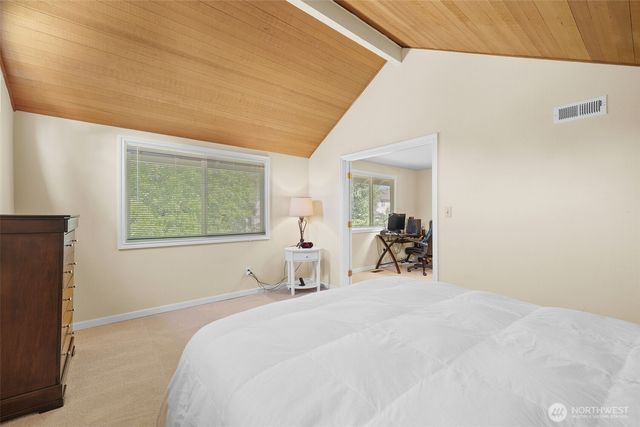 12424 106th Place NE, Kirkland, WA 98034