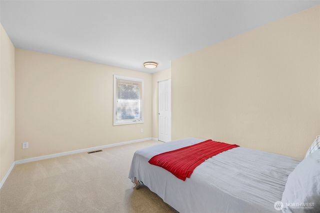 12424 106th Place NE, Kirkland, WA 98034