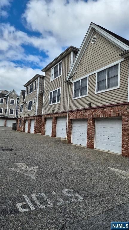 280 Grand Avenue 2B, Palisades Park, NJ 07650