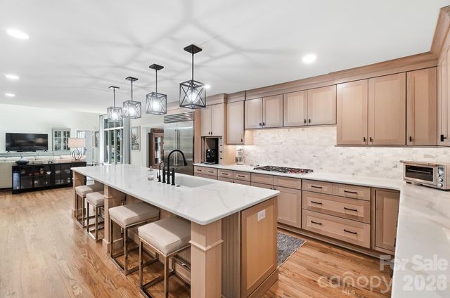 9265 Belle Pines Court, Sherrills Ford, NC 28673