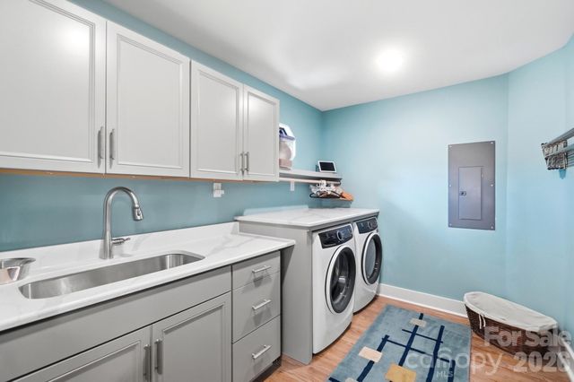 9265 Belle Pines Court, Sherrills Ford, NC 28673