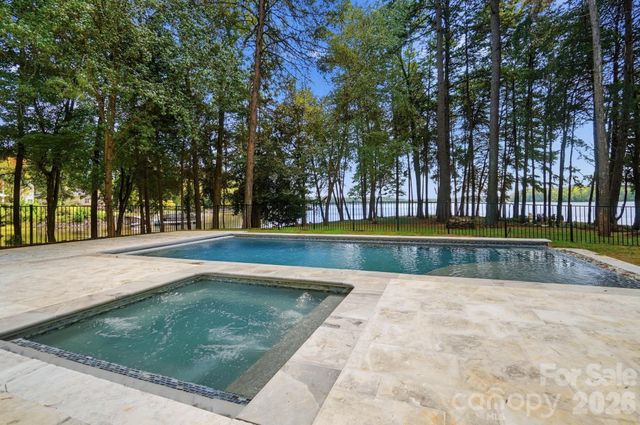 9265 Belle Pines Court, Sherrills Ford, NC 28673
