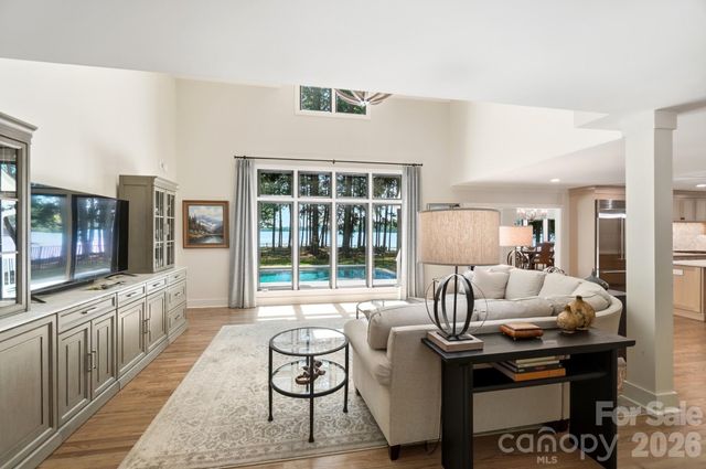 9265 Belle Pines Court, Sherrills Ford, NC 28673