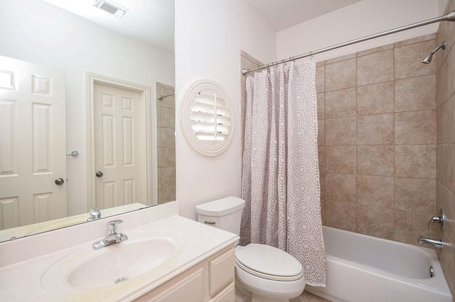 3326 Memorial Crest Boulevard, Houston, TX 77007