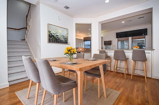 3326 Memorial Crest Boulevard, Houston, TX 77007