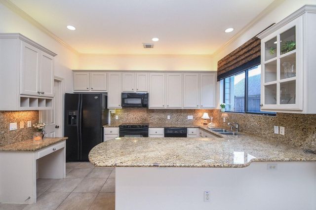 3326 Memorial Crest Boulevard, Houston, TX 77007