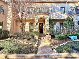 3326 Memorial Crest Boulevard, Houston, TX 77007
