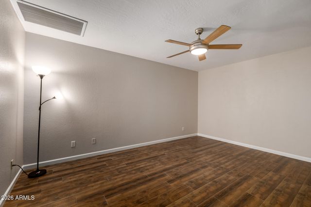 5132 W ECHO Lane, Glendale, AZ 85302