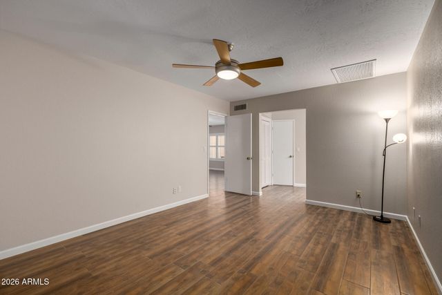 5132 W ECHO Lane, Glendale, AZ 85302