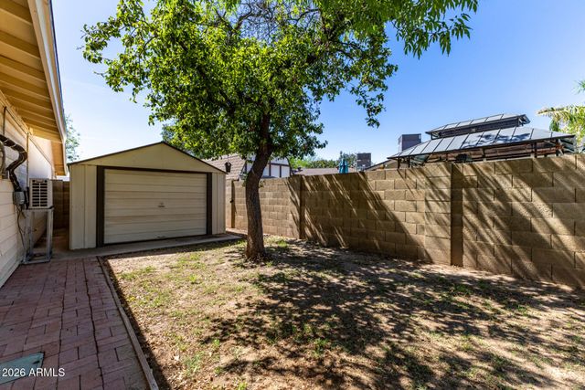 5132 W ECHO Lane, Glendale, AZ 85302