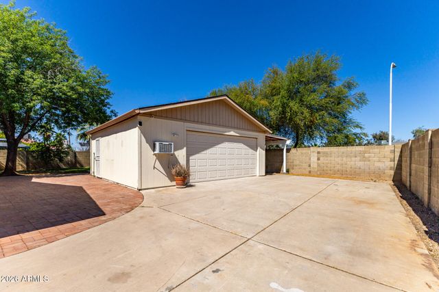 5132 W ECHO Lane, Glendale, AZ 85302