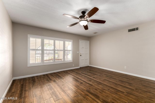 5132 W ECHO Lane, Glendale, AZ 85302