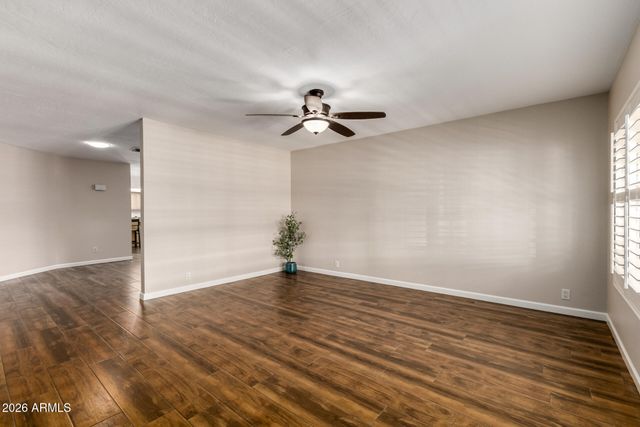 5132 W ECHO Lane, Glendale, AZ 85302