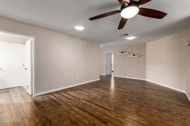 5132 W ECHO Lane, Glendale, AZ 85302