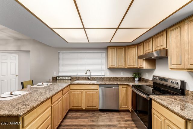 5132 W ECHO Lane, Glendale, AZ 85302