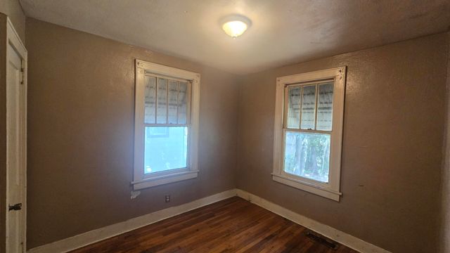 2388 Cambridge Avenue, North Charleston, SC 29405
