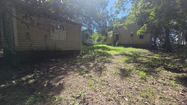 2388 Cambridge Avenue, North Charleston, SC 29405