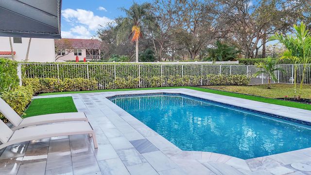 8608 Via Giula, Boca Raton, FL 33496