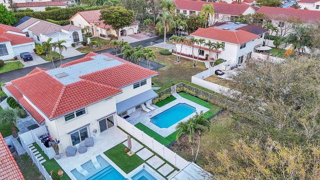 8608 Via Giula, Boca Raton, FL 33496