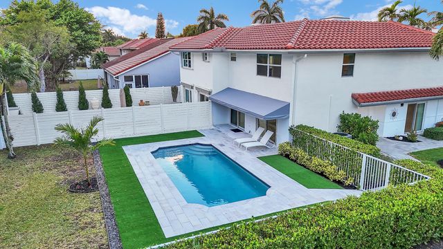 8608 Via Giula, Boca Raton, FL 33496