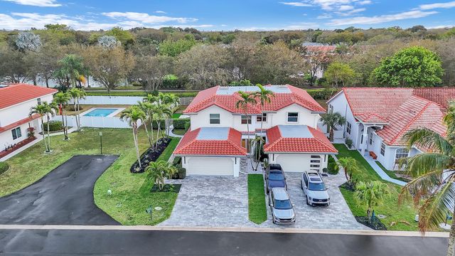 8608 Via Giula, Boca Raton, FL 33496