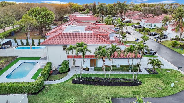 8608 Via Giula, Boca Raton, FL 33496