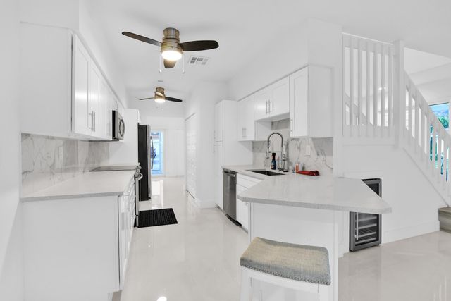 8608 Via Giula, Boca Raton, FL 33496