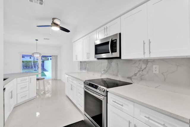 8608 Via Giula, Boca Raton, FL 33496