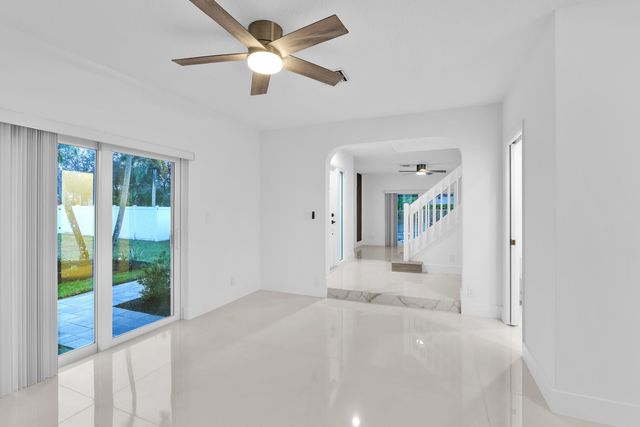 8608 Via Giula, Boca Raton, FL 33496