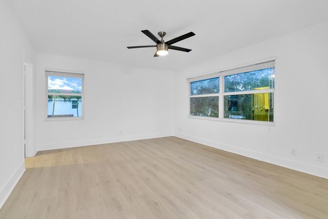 8608 Via Giula, Boca Raton, FL 33496