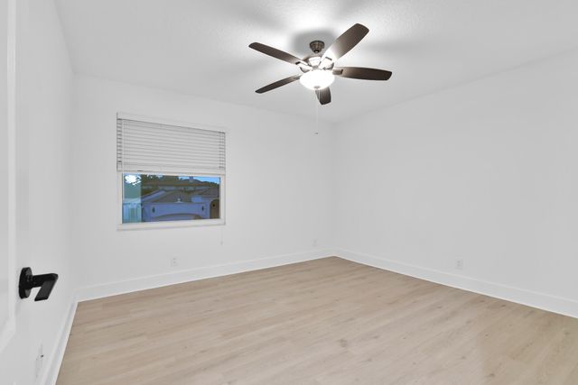 8608 Via Giula, Boca Raton, FL 33496