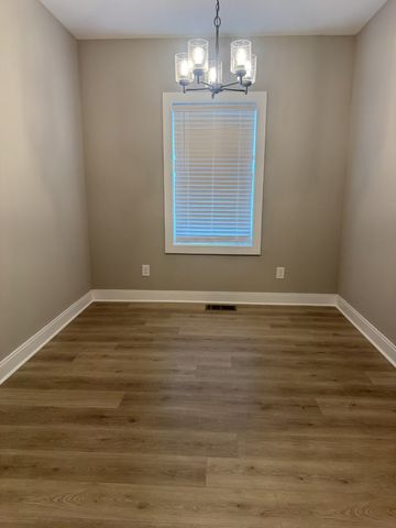 1121 Lawrence Ave Unit 7, Madison, TN 37115