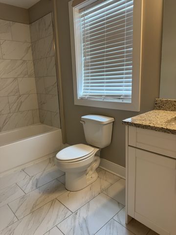 1121 Lawrence Ave Unit 7, Madison, TN 37115