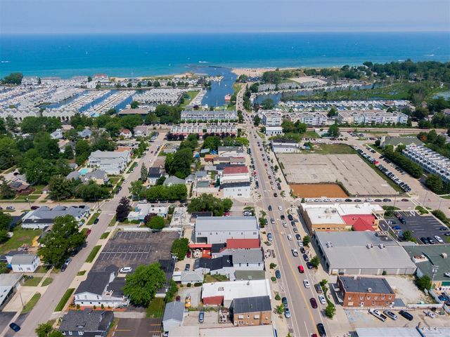 19175 Us-12, New Buffalo, MI 49117