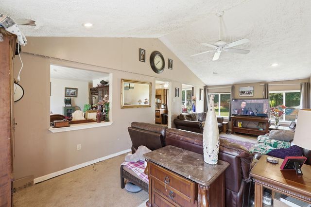 209 Cardinal Avenue, Battle Creek, MI 49037