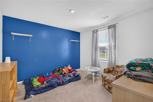 2614 Bishop Oval, Barberton, OH 44203