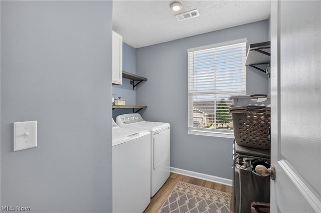 2614 Bishop Oval, Barberton, OH 44203