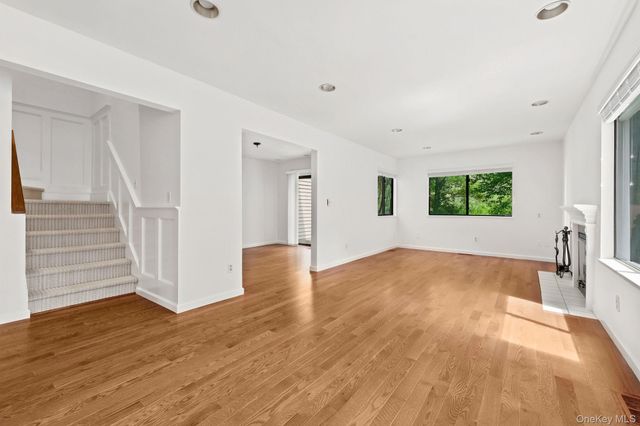 9 Deer Run, Chappaqua, NY 10514