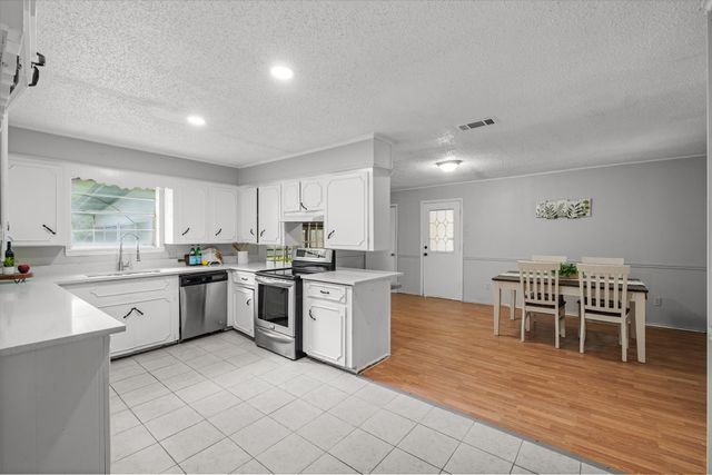 661 Sides Circle, Canton, TX 75103