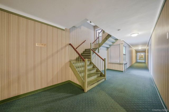 67-66 108th Street D3, Forest Hills, NY 11375