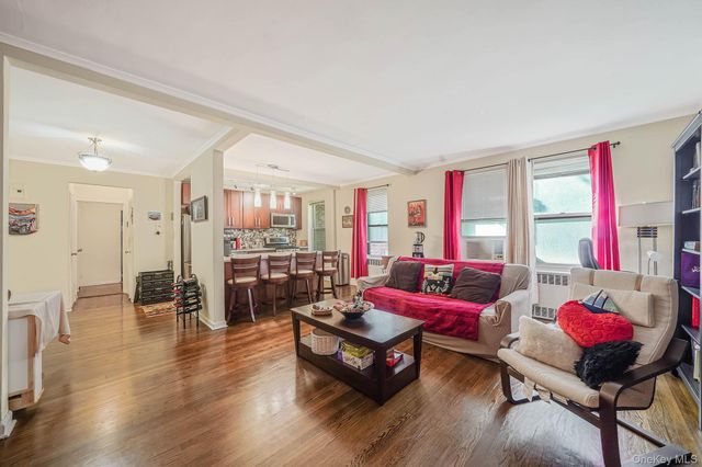 67-66 108th Street D3, Forest Hills, NY 11375