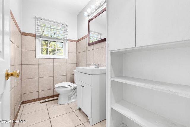 209 Dewitt Street, Jacksonville, NC 28540